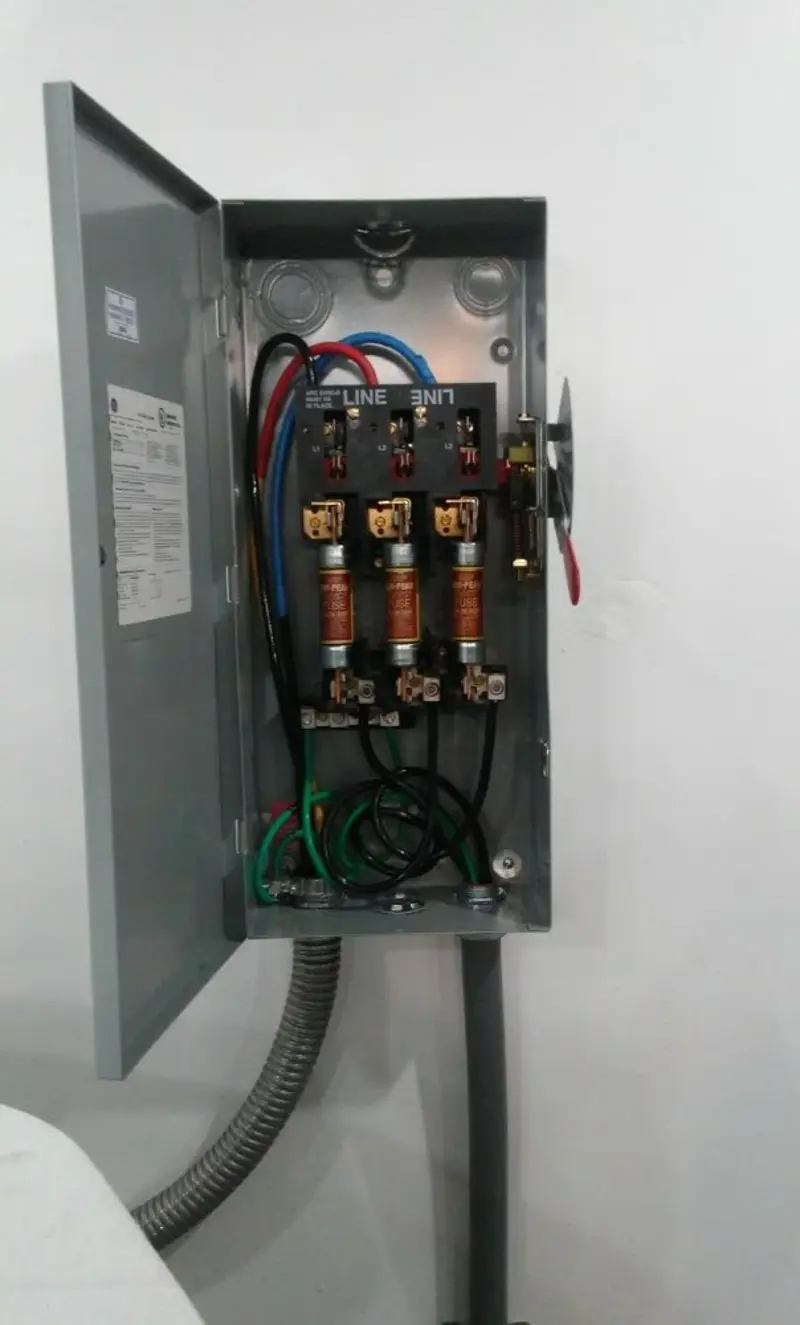 Three-phase disconnect switch installed for Smoke Detector Installation in Plumsted